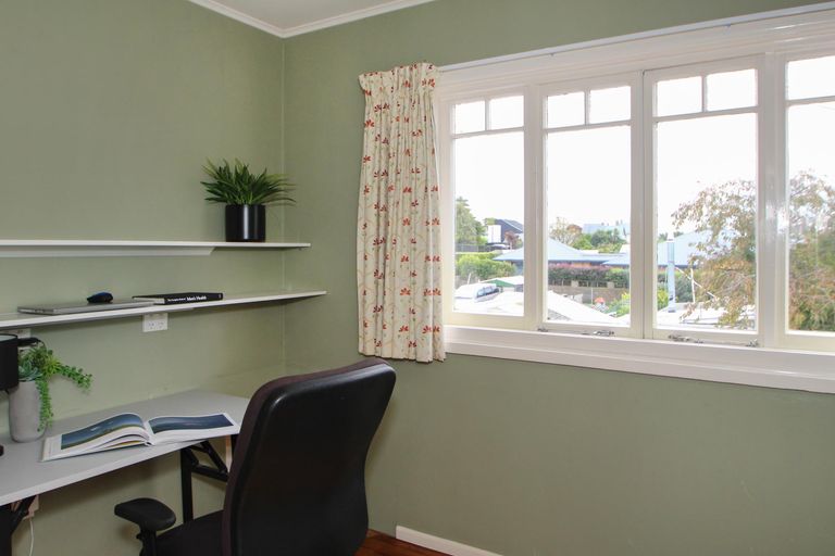 Photo of property in 48 Ure Street, South Hill, Oamaru, 9400