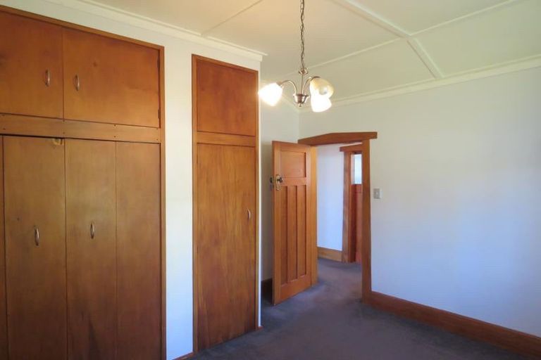 Photo of property in 83 Mangorei Road, Strandon, New Plymouth, 4312