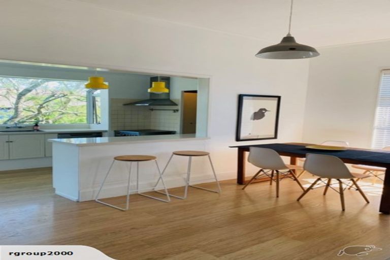 Photo of property in 18 Gladstone Road, Bluff Hill, Napier, 4110