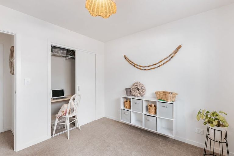 Photo of property in 22 Kahawai Place, Omokoroa, 3114