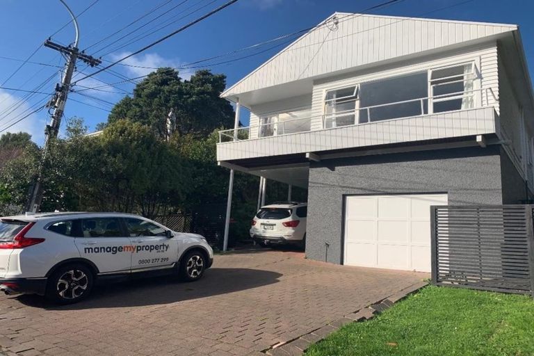 Photo of property in 31 Cockayne Road, Khandallah, Wellington, 6035