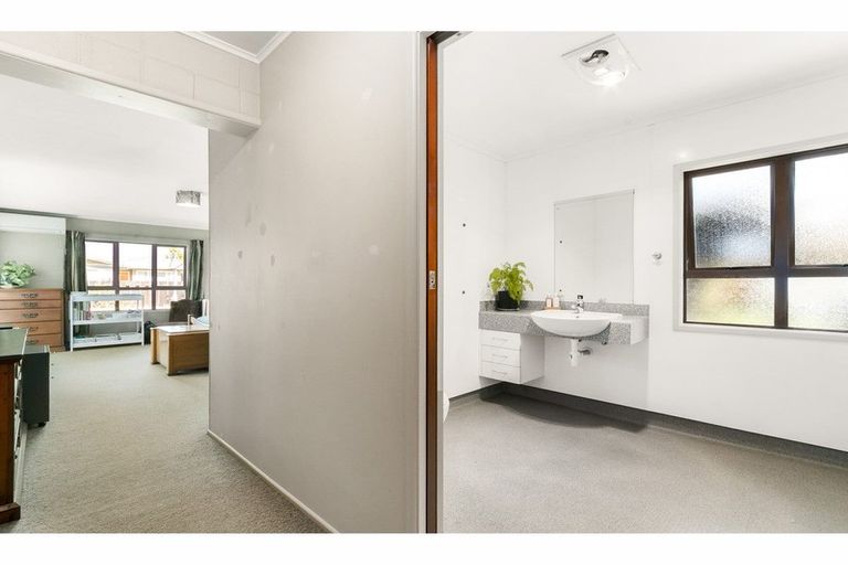 Photo of property in 28 Plymouth Road, Flaxmere, Hastings, 4120