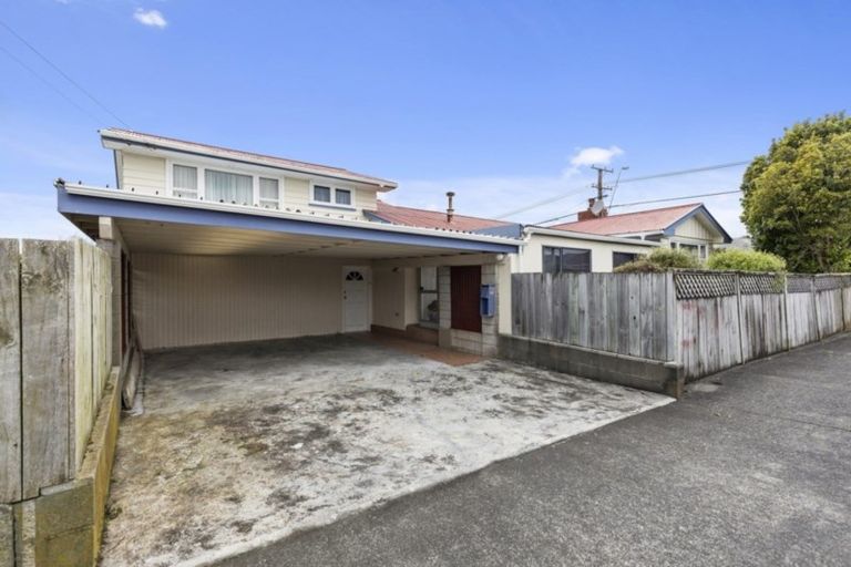 Photo of property in 983 High Street, Avalon, Lower Hutt, 5011
