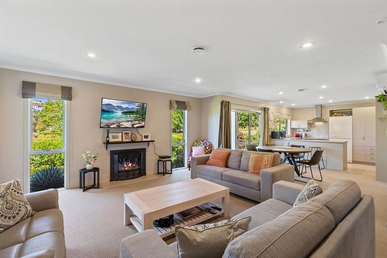 Photo of property in 45 Bridgewater Way, Pyes Pa, Tauranga, 3112