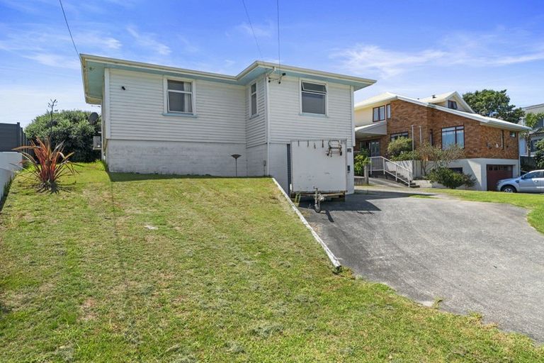 Photo of property in 1017 Papamoa Beach Road, Papamoa Beach, Papamoa, 3118