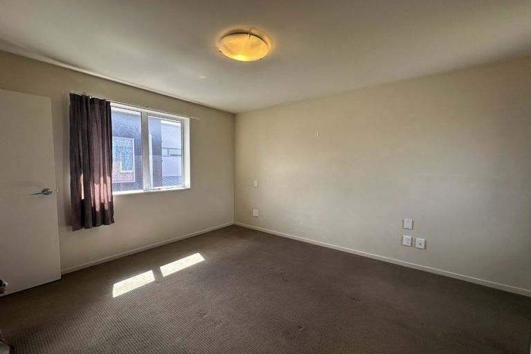 Photo of property in 672b Ferry Road, Woolston, Christchurch, 8023