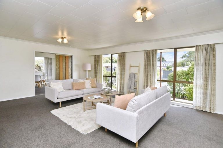 Photo of property in 64 Newnham Street, Rangiora, 7400