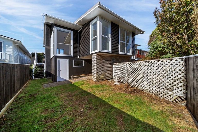 Photo of property in 41a Frank Wilson Terrace, Welbourn, New Plymouth, 4312