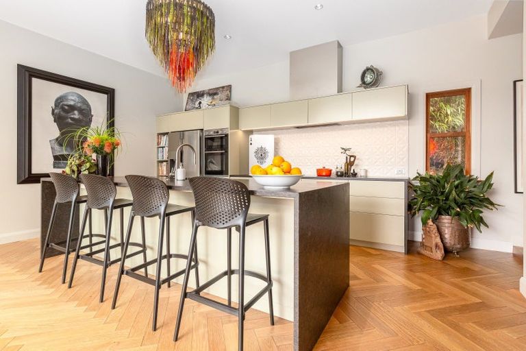 Photo of property in 111 Brougham Street, Mount Victoria, Wellington, 6011