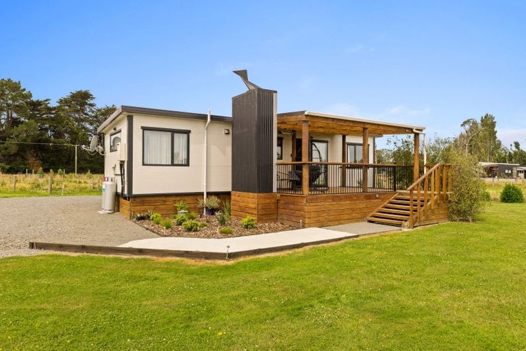 Photo of property in 45 Selwyn Lake Road, Leeston, 7683