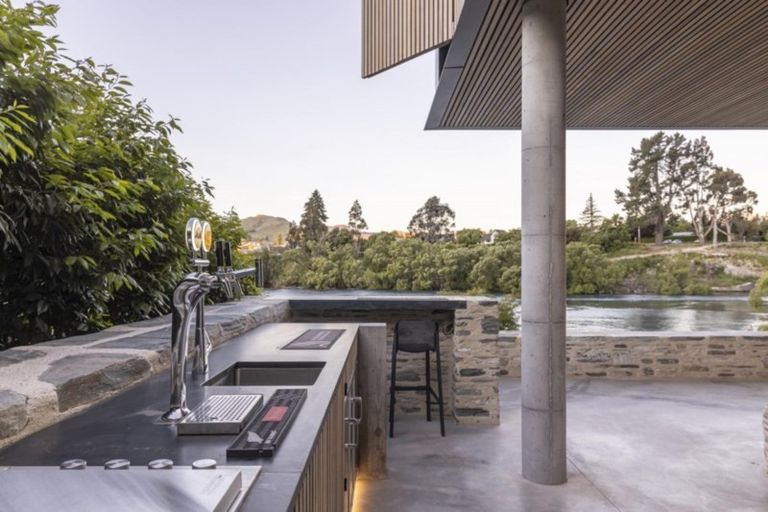 Photo of property in 3 William Rees Place, Kawarau Falls, Queenstown, 9300