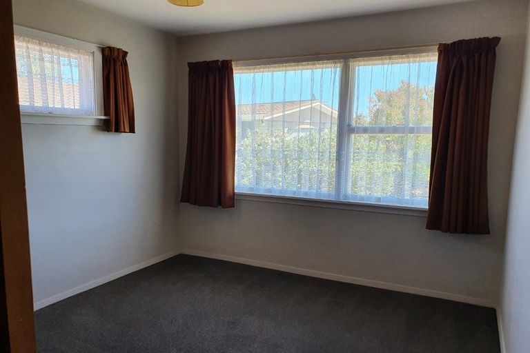 Photo of property in 797 Main North Road, Belfast, Christchurch, 8051