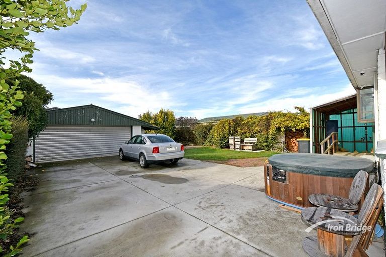 Photo of property in 84 Blankney Street, Hornby, Christchurch, 8042