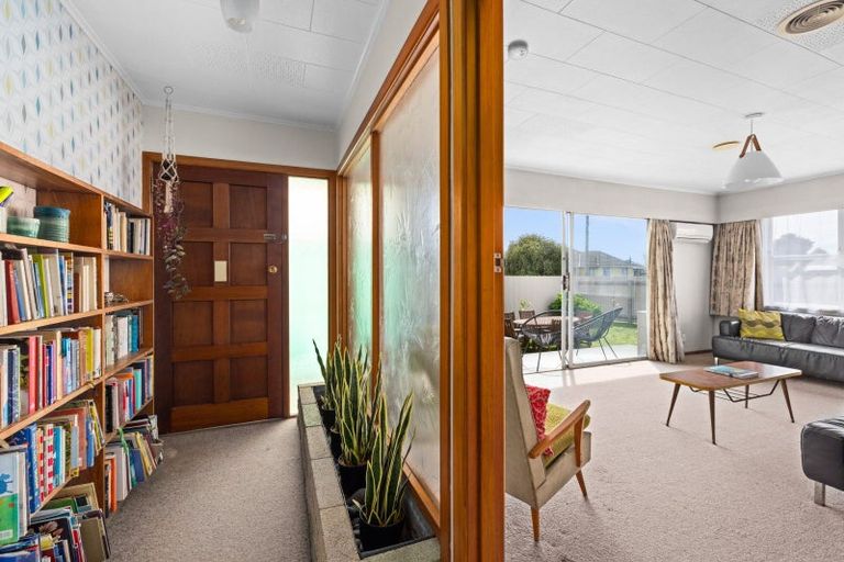 Photo of property in 153 Riverbend Road, Onekawa, Napier, 4110