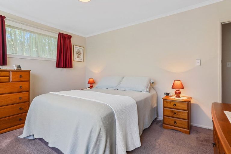 Photo of property in 14 Hilldale Place, Hillsborough, Christchurch, 8022