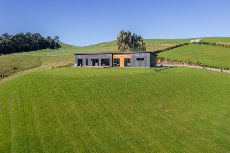 Photo of property in 375c Maharakeke Road, Waipukurau, 4281