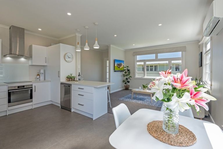 Photo of property in 6a Fairs Road, Milson, Palmerston North, 4414