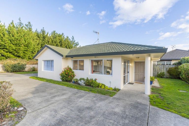 Photo of property in 4e Cedar Drive, Paraparaumu Beach, Paraparaumu, 5032