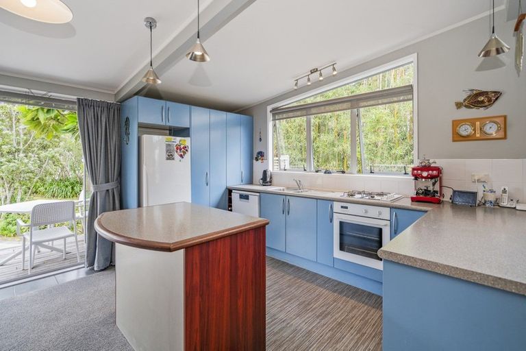 Photo of property in 27 Dunlop Drive, Pauanui, Hikuai, 3579