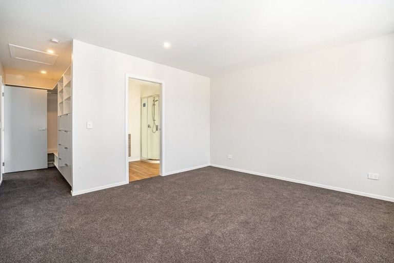 Photo of property in 19 Pakura Place, Wainuiomata, Lower Hutt, 5014