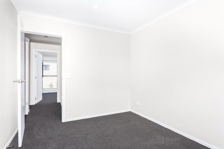 Photo of property in 2/125b Metcalfe Road, Ranui, Auckland, 0612
