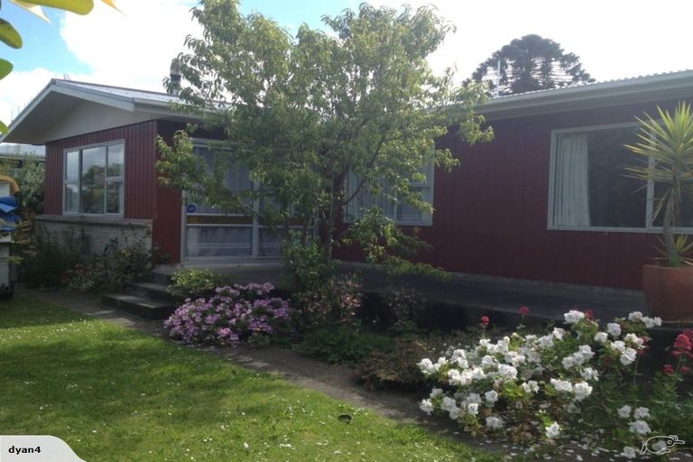 Photo of property in 6 Sutton Avenue, Clive, 4102