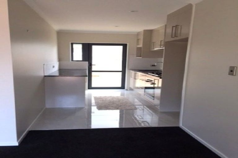 Photo of property in 38 Santa Ana Drive, Dannemora, Auckland, 2016