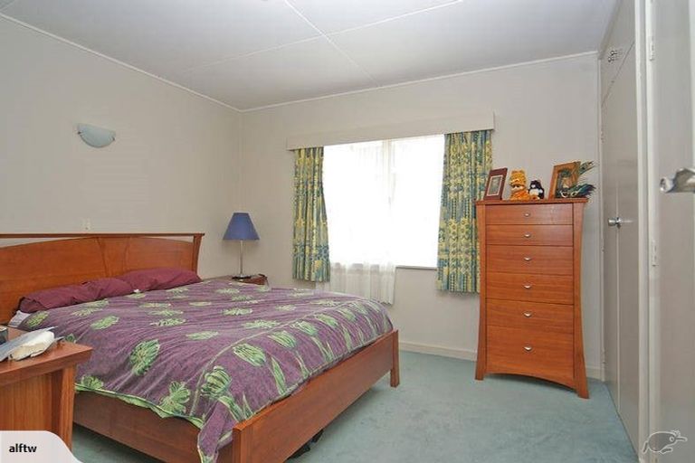 Photo of property in 96 Awarua Street, Ngaio, Wellington, 6035