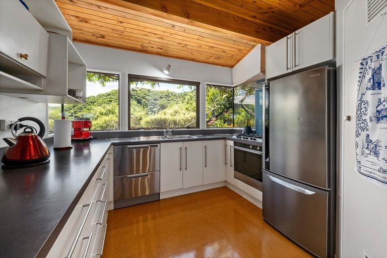 Photo of property in 8b Amelia Crescent, Waikawa, Picton, 7220