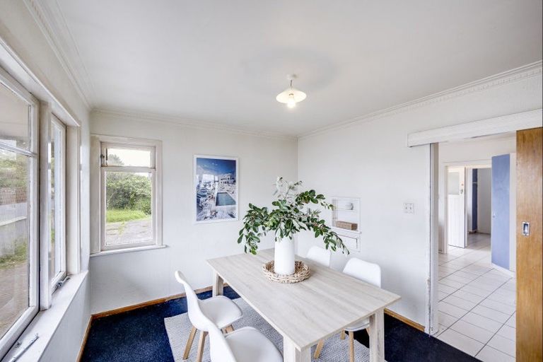 Photo of property in 12 Trevelyan Street, Onekawa, Napier, 4110