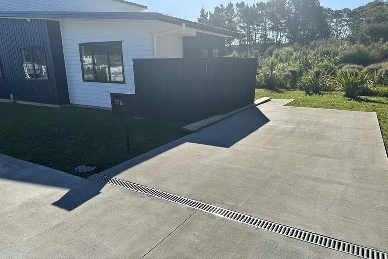 Photo of property in 17 Endurance Rise, Orewa, 0931