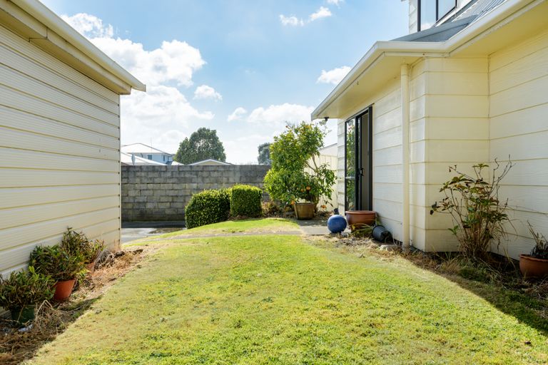 Photo of property in 10b Tui Street, Mount Maunganui, 3116