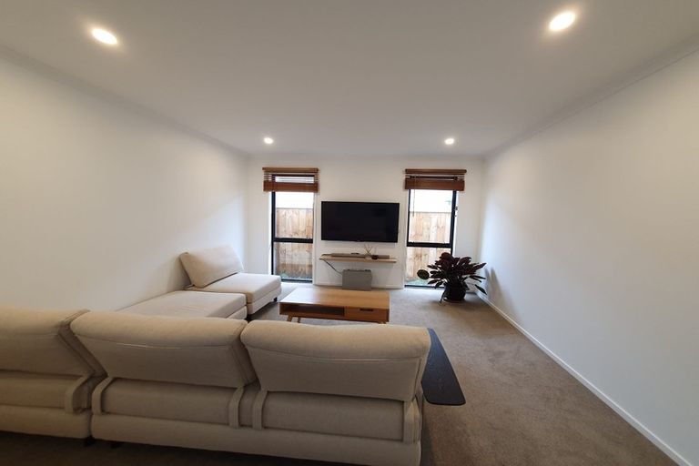 Photo of property in 65 Nobilo Road, Kumeu, 0810