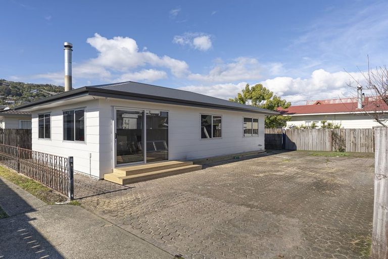 Photo of property in 2/79 Muritai Street, Tahunanui, Nelson, 7011