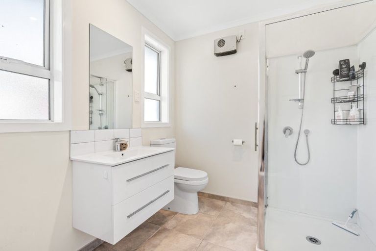 Photo of property in 37 Duckworth Street, Andersons Bay, Dunedin, 9013