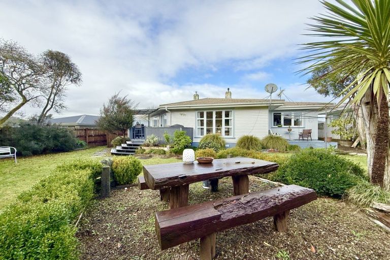 Photo of property in 16 Baird Road, Tokoroa, 3420