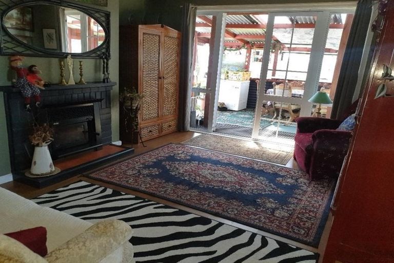 Photo of property in 2 Egmont Street, Patea, 4520