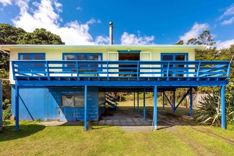 Photo of property in 24 Koutu Beach Road, Opononi, Kaikohe, 0473