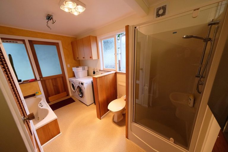 Photo of property in 139 Hine Road, Wainuiomata, Lower Hutt, 5014