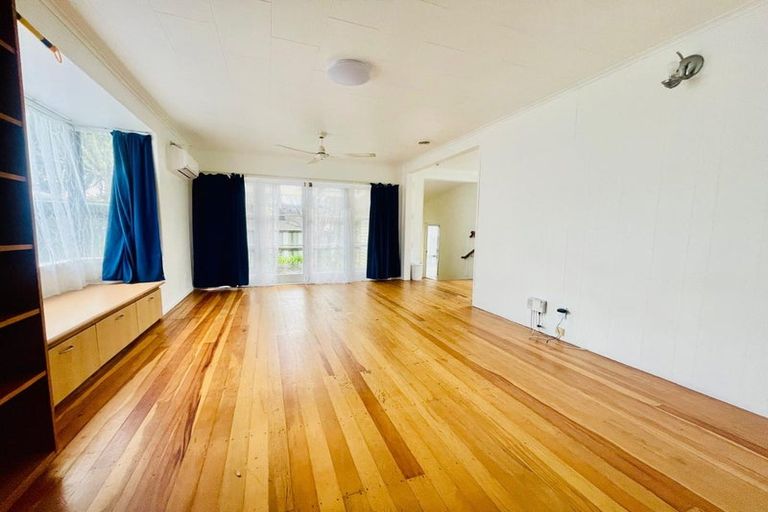 Photo of property in 11a Woodvale Road, Glen Eden, Auckland, 0602