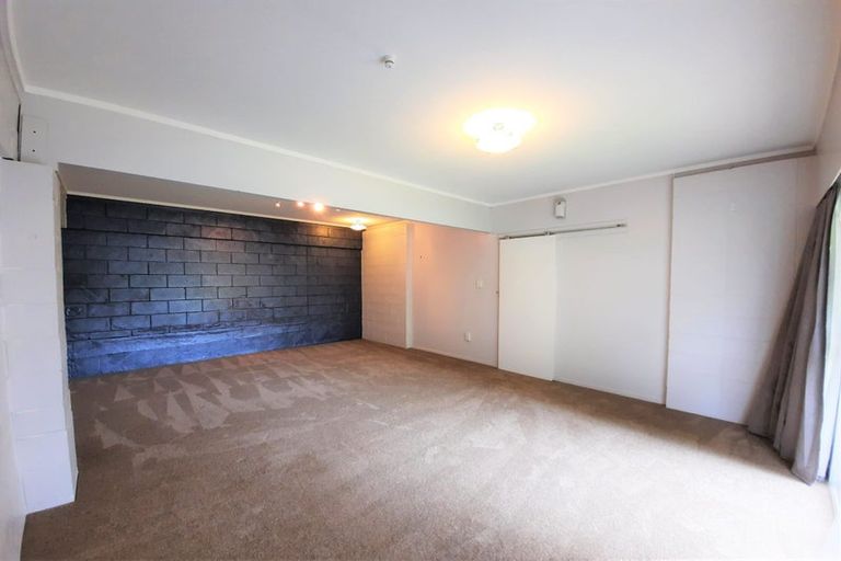 Photo of property in 7 Leewood Place, Pakuranga Heights, Auckland, 2010