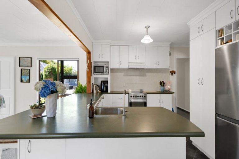 Photo of property in 112 Hamlet Street, Stratford, 4332