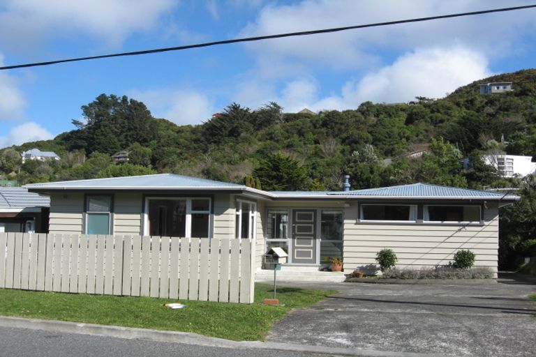 Photo of property in 99 Parkvale Road, Karori, Wellington, 6012