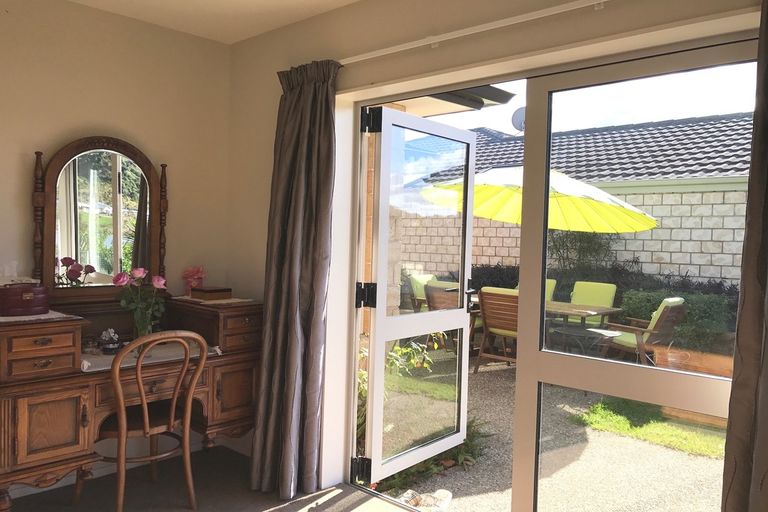 Photo of property in 39 Scoria Close, Pyes Pa, Tauranga, 3112