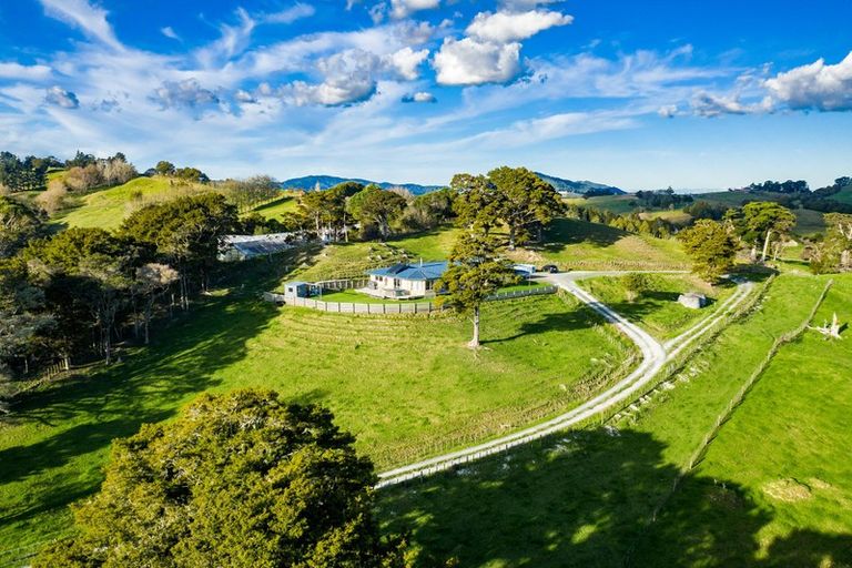 Photo of property in 251 Griffin Road, Maungaturoto, 0583