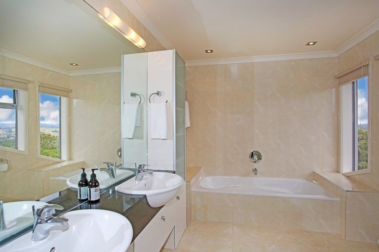 Photo of property in 597 Redoubt Road, Flat Bush, Auckland, 2019