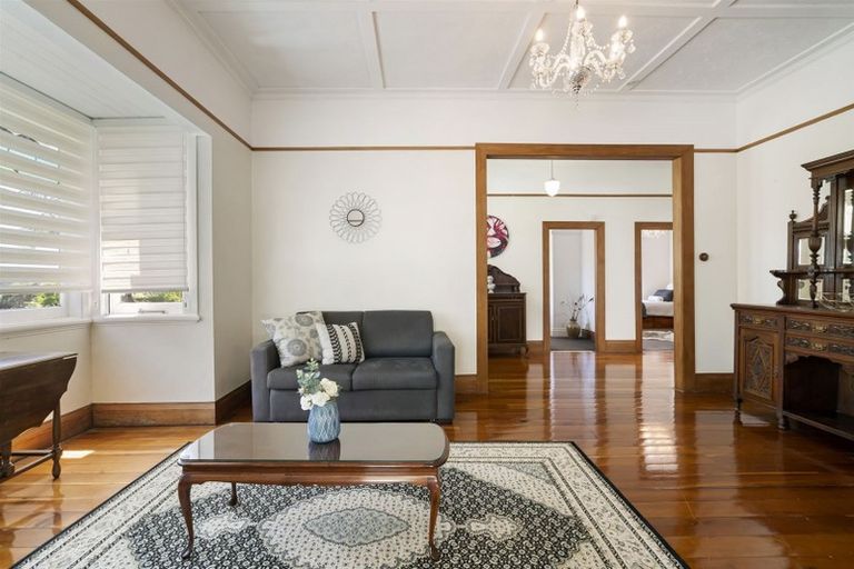 Photo of property in 1/62 Beresford Street, Bayswater, Auckland, 0622