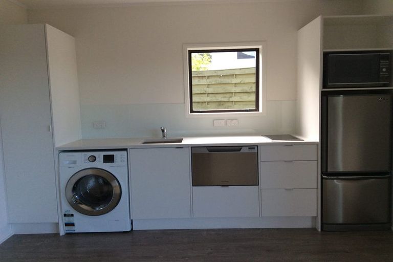 Photo of property in 36 Auld Street, Torbay, Auckland, 0630