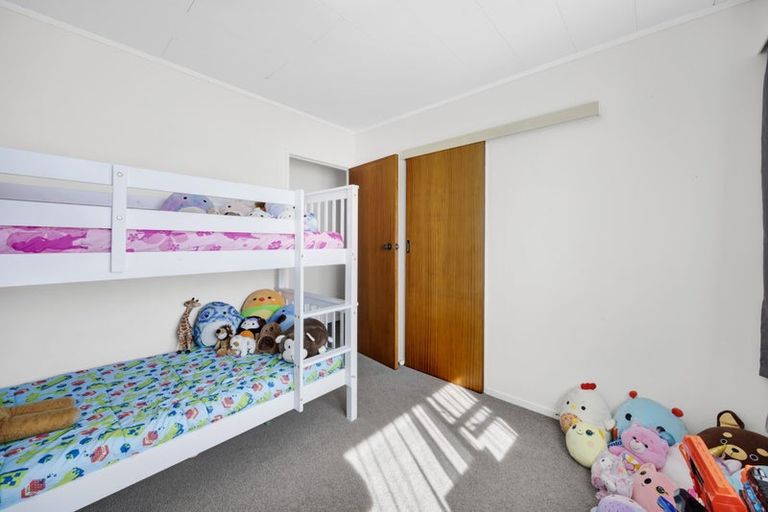 Photo of property in 15 Wilson Road, Opunake, 4616