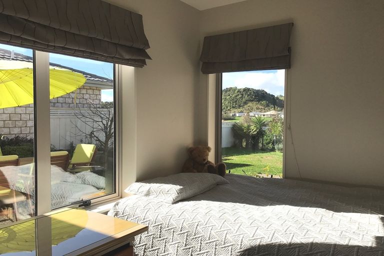 Photo of property in 39 Scoria Close, Pyes Pa, Tauranga, 3112